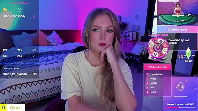 Snapshot of PrincessVS chatting on 02.03.25 PrincessVS online show from 02.03.25