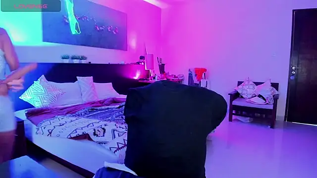 Snapshot of PrincessVS chatting on 03.13.25 PrincessVS online show from 03.13.25