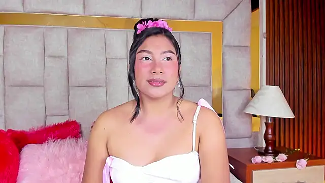 LinnaGardenia online show from 03.03.26