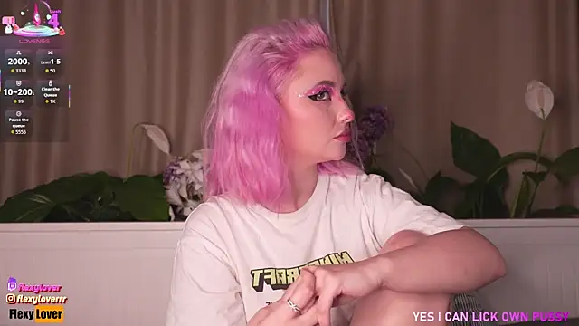 Snapshot of Flexy_Lover chatting on 11.02.25 Flexy Lover online show from 11.02.25