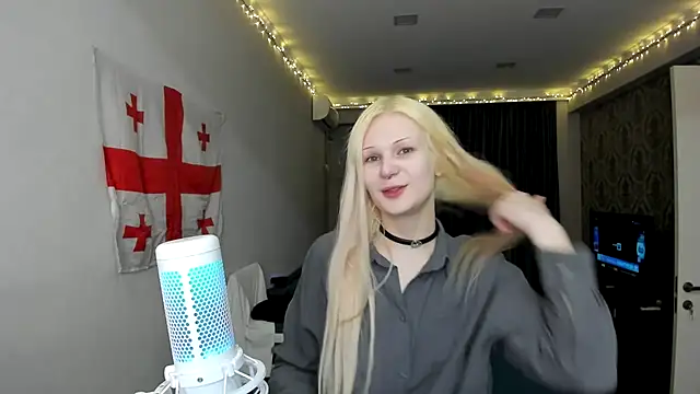 sashakiss99 online show from 02.13.25