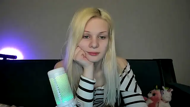 sashakiss99 online show from 03.06.25