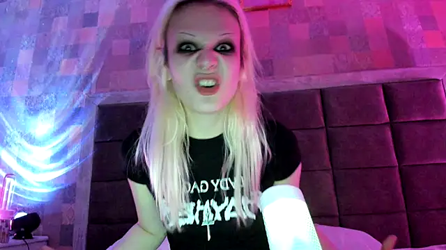 sashakiss99 online show from 10.27.25