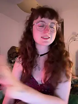 Snapshot of _foxygirl_ chatting on 03.09.25  foxygirl  online show from 03.09.25