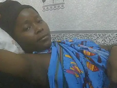 Snapshot of pretty_nanah chatting on 10.09.25 pretty nanah online show from 10.09.25