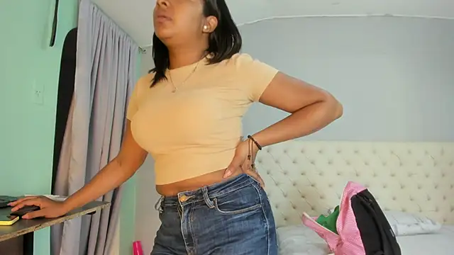 nami sam01 online show from 03.18.25