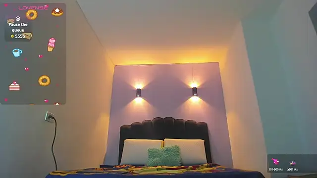 Sofia Clauss  online show from 09.15.25