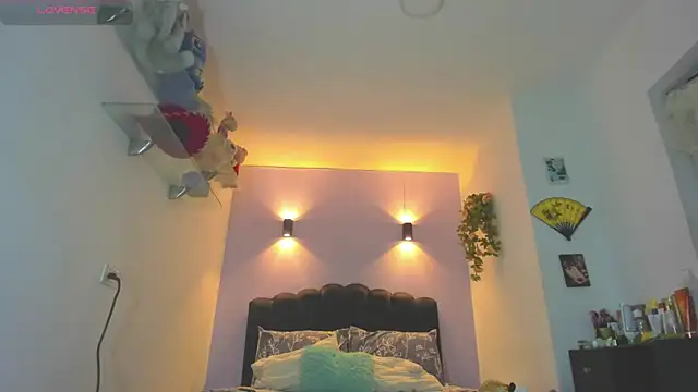 Sofia Clauss  online show from 06.23.26