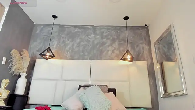 Sofia Clauss  online show from 07.18.26