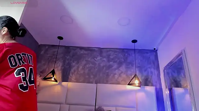 Sofia Clauss  online show from 07.23.26