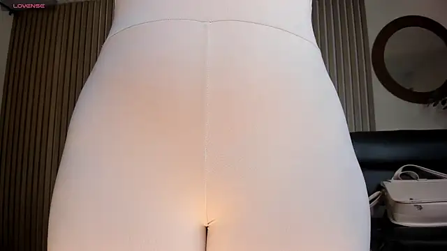 AnnaBrooks1 online show from 03.22.25