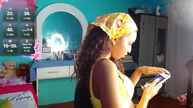 Snapshot of sensitive_brunette chatting on 11.22.25 sensitive brunette online show from 11.22.25