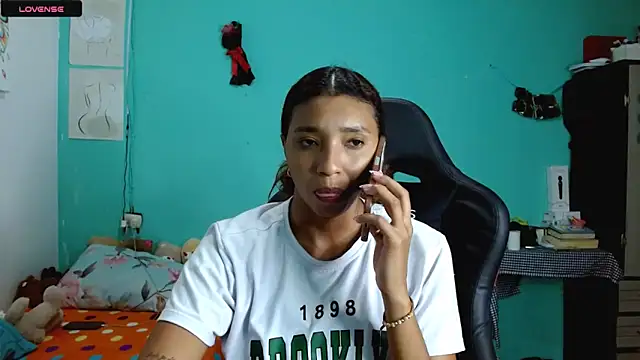 sensitive brunette online show from 02.13.26