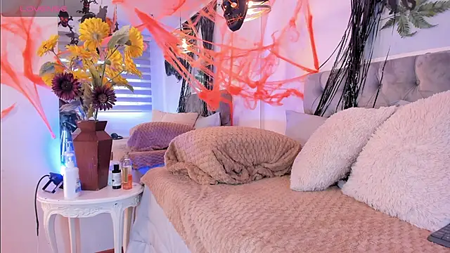 Tom cooper  online show from 10.19.25