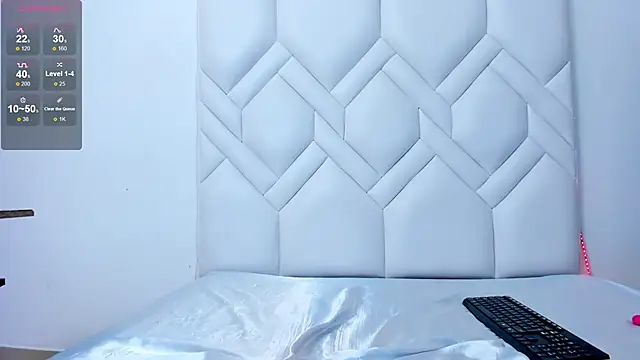 Snapshot of JeanRam18 chatting on 09.23.25 JeanRam18 online show from 09.23.25