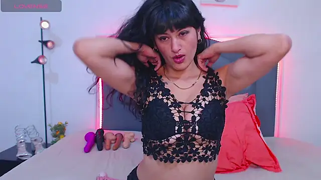 Snapshot of candy_lux_ chatting on 04.09.26 candy lux online show from 04.09.26