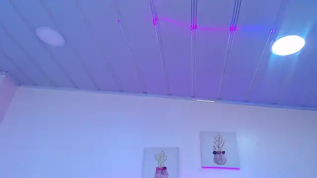candy lux  online show from 04.29.26