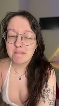 Snapshot of emigooflordXD chatting on 02.19.26 emigooflordXD online show from 02.19.26