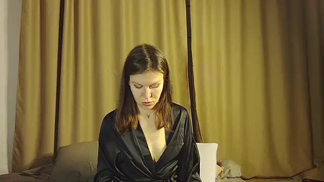 Snapshot of fifth_element chatting on 03.05.25 fifth element online show from 03.05.25