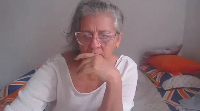 candy mature  online show from 02.24.25