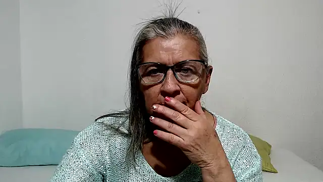 candy mature  online show from 07.06.26