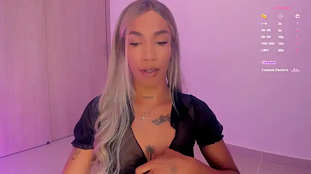 Snapshot of turabbitxx chatting on 02.08.26 turabbitxx online show from 02.08.26