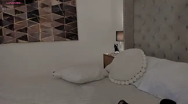 vangie  online show from 01.17.25