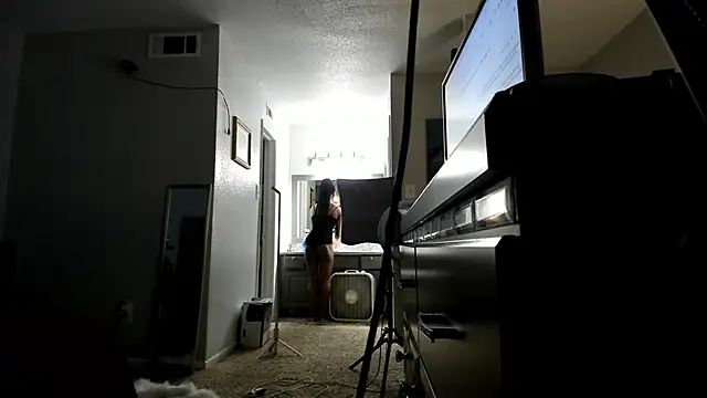 Snapshot of yiauana chatting on 09.10.25 yiauana online show from 09.10.25