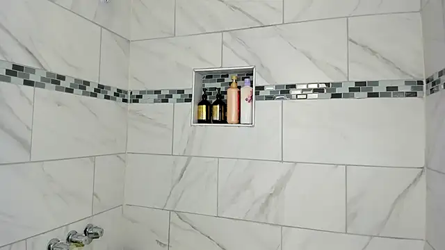 Snapshot of yiauana chatting on 09.19.25 yiauana online show from 09.19.25