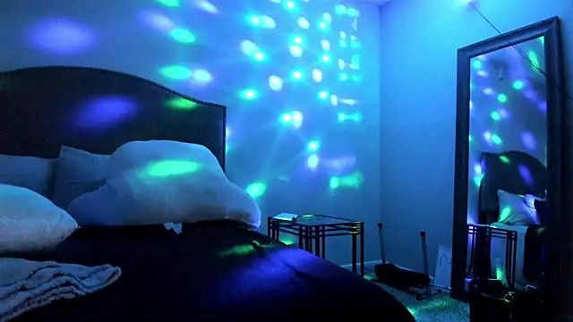 Snapshot of yiauana chatting on 09.26.25 yiauana online show from 09.26.25