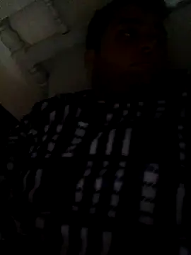 Snapshot of crowten chatting on 03.01.25 crowten online show from 03.01.25