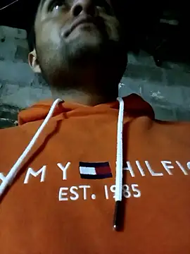 Snapshot of crowten chatting on 01.18.26 crowten online show from 01.18.26