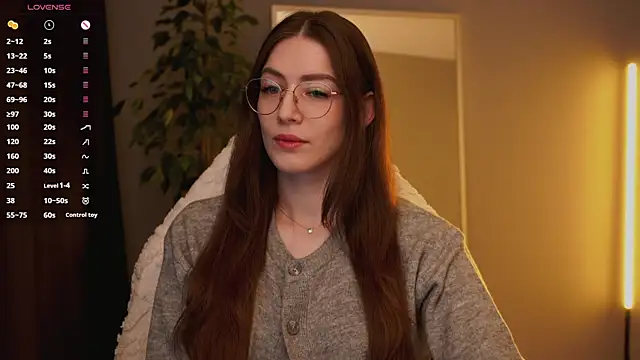 Snapshot of Ester_Hill chatting on 11.17.25 Ester Hill online show from 11.17.25