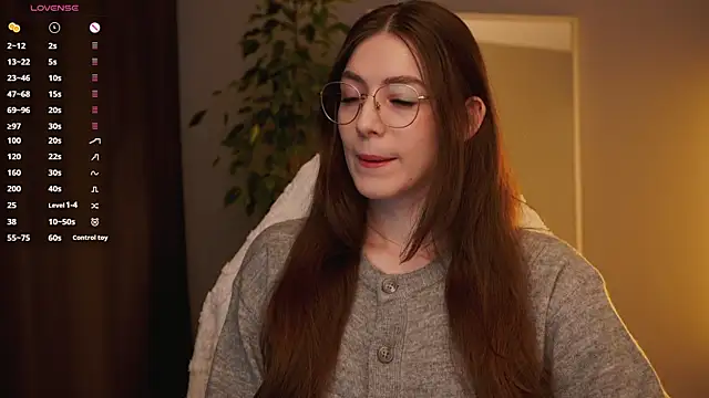 Snapshot of Ester_Hill chatting on 11.26.25 Ester Hill online show from 11.26.25