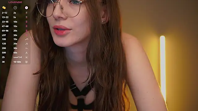 Snapshot of Ester_Hill chatting on 01.19.26 Ester Hill online show from 01.19.26