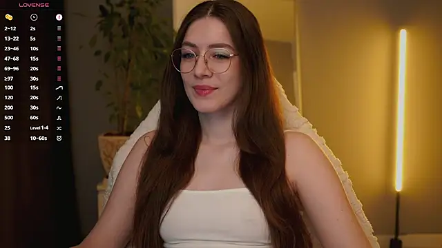 Ester Hill online show from 02.11.26