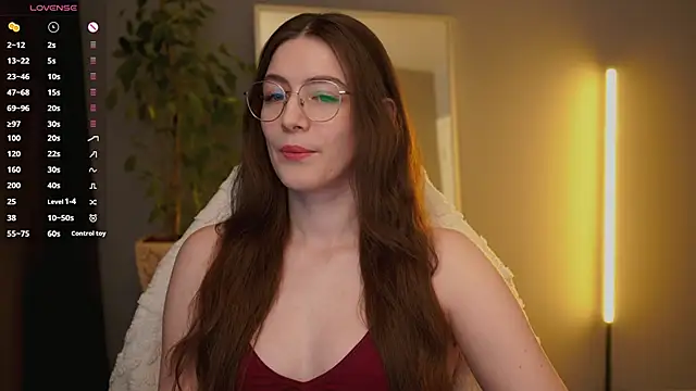 Snapshot of Ester_Hill chatting on 02.26.26 Ester Hill online show from 02.26.26