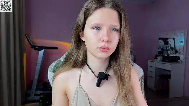 Snapshot of Ameliia_castro chatting on 11.20.25 Ameliia castro online show from 11.20.25