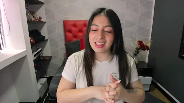 MiaWils  online show from 12.30.24