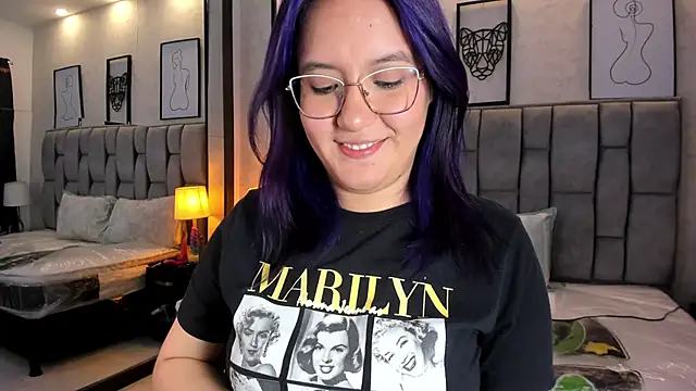 sweet--emily online show from 12.31.24