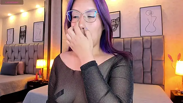 sweet--emily online show from 01.18.25