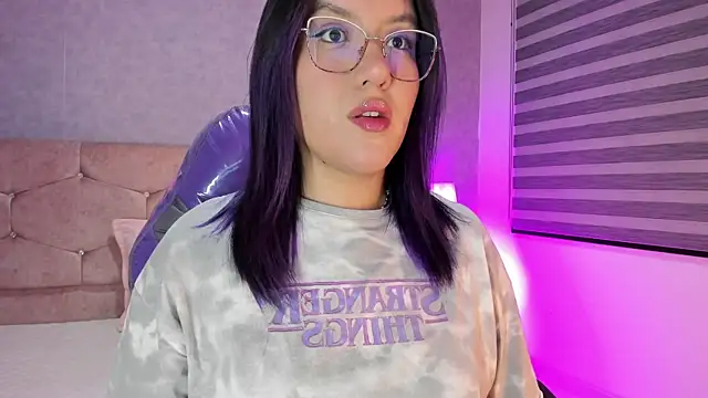 sweet--emily online show from 10.03.25