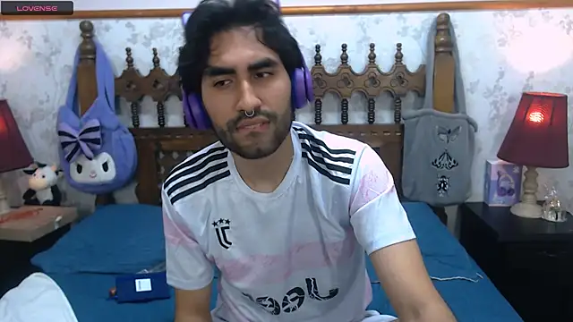 MilanZaire online show from 03.03.25