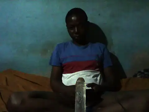 Snapshot of little__joy chatting on 12.23.25 little joy online show from 12.23.25