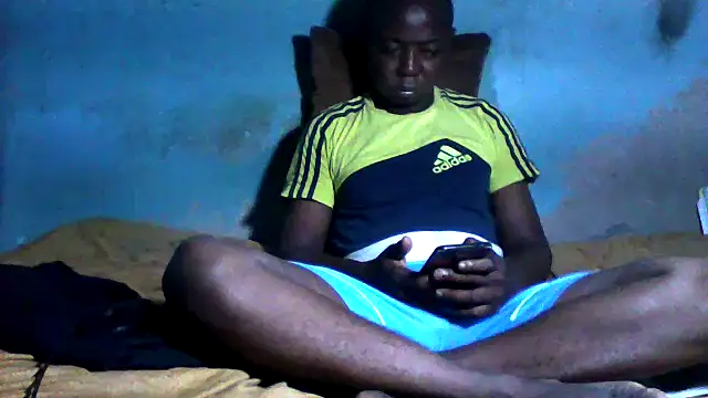 Snapshot of little__joy chatting on 02.03.26 little joy online show from 02.03.26