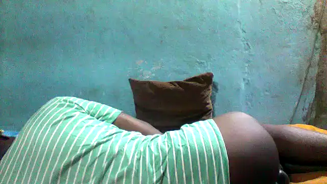 Snapshot of little__joy chatting on 03.07.26 little joy online show from 03.07.26