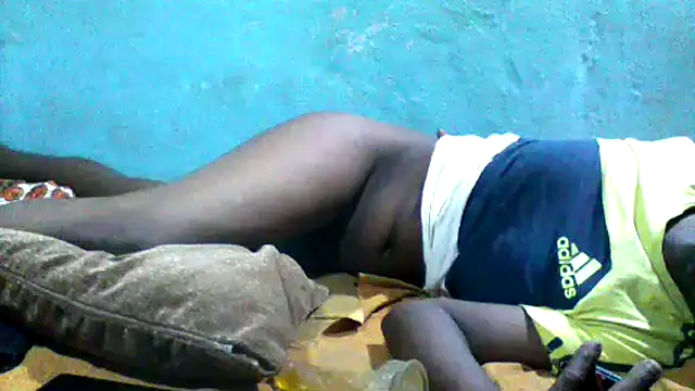 Snapshot of little__joy chatting on 03.10.26 little joy online show from 03.10.26