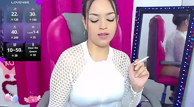 krysten ritter2 online show from 12.07.24