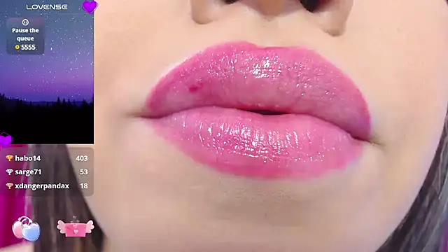 krysten ritter2 online show from 02.08.25