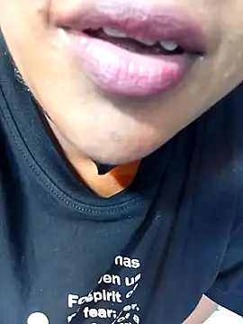 Snapshot of DISNI1997 chatting on 12.06.24 DISNI1997 online show from 12.06.24